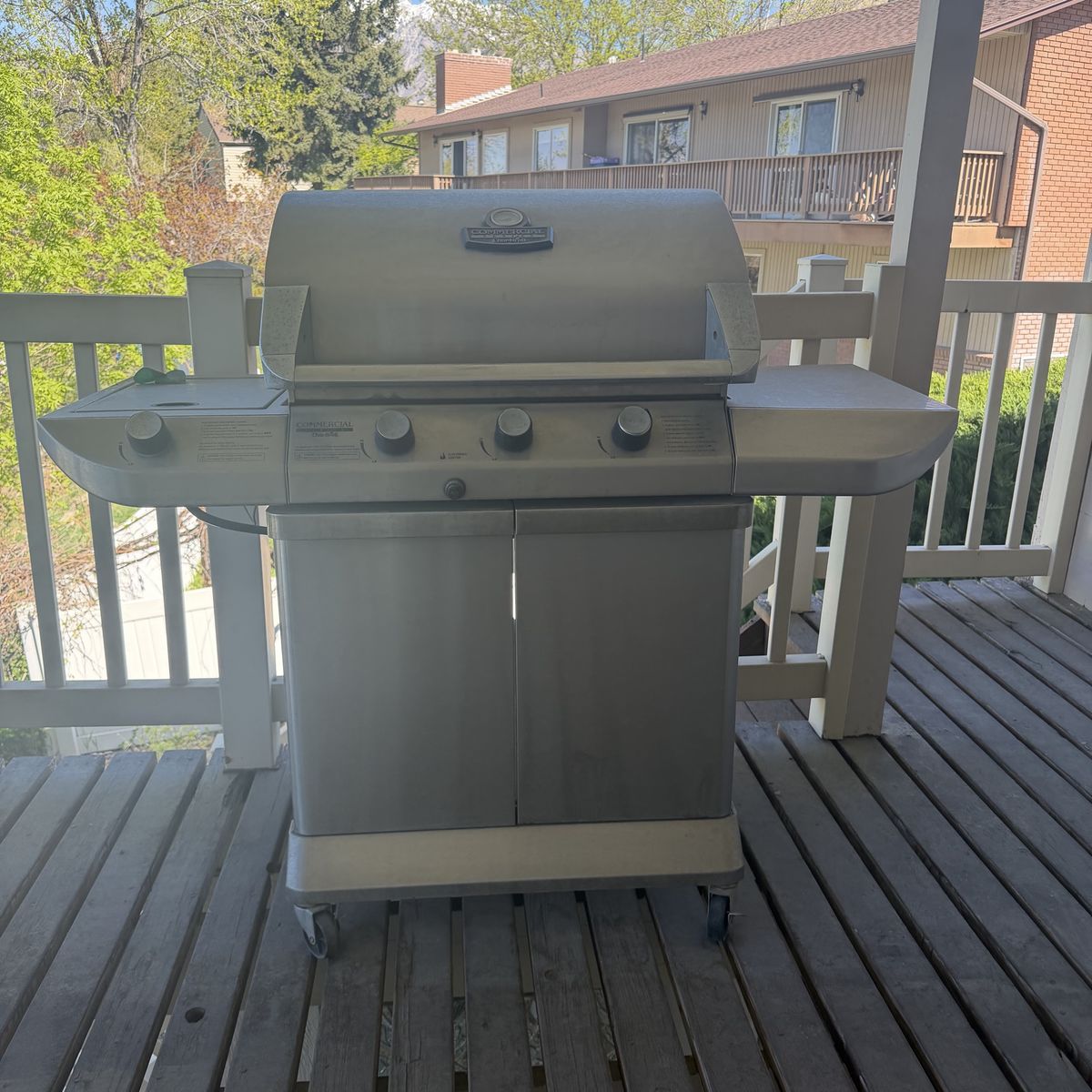 Commercial Series Charbroil Outdoor Grill