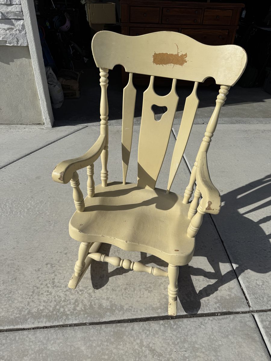 Solid wood rocking chair