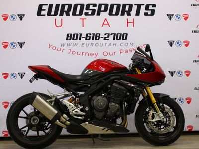 2022 Triumph Speed Triple 1200 RR