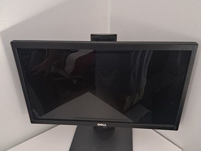 Dell Computer Monitor, 22" and 19" with Privacy Screen