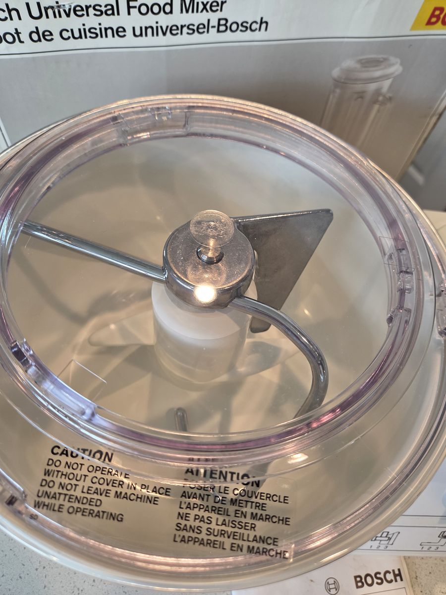 Main image 3