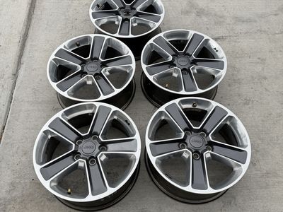 Jeep Wrangler Rims 18” with sensors like new