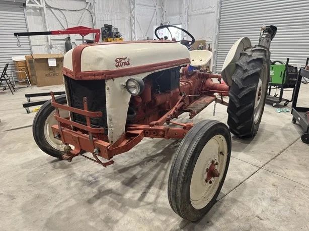 1952 Ford 8N Tractor