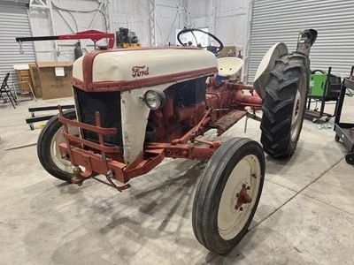 1952 Ford 8N Tractor