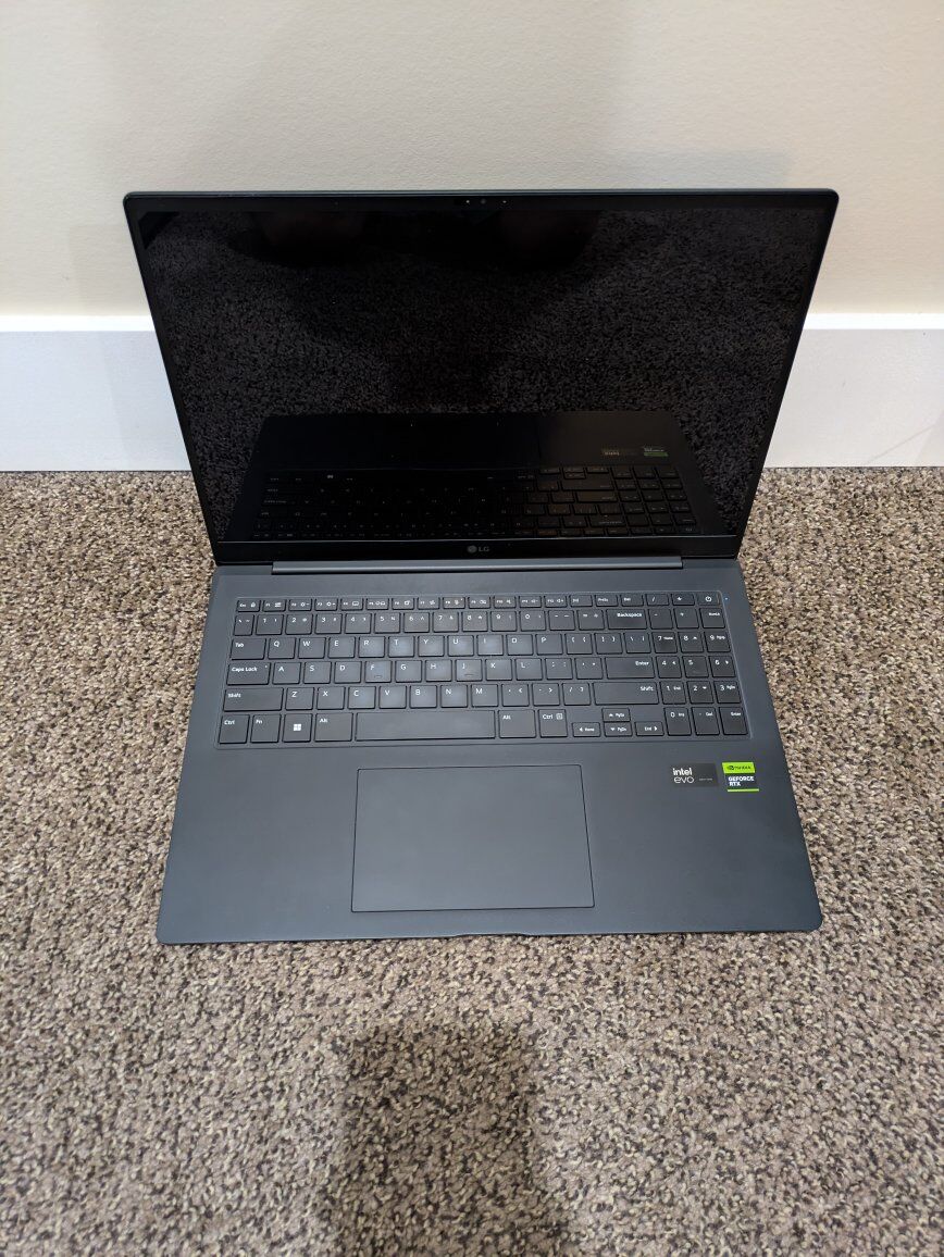 LG Gram Pro 16" OLED Core Ultra 7 155H RTX 3050