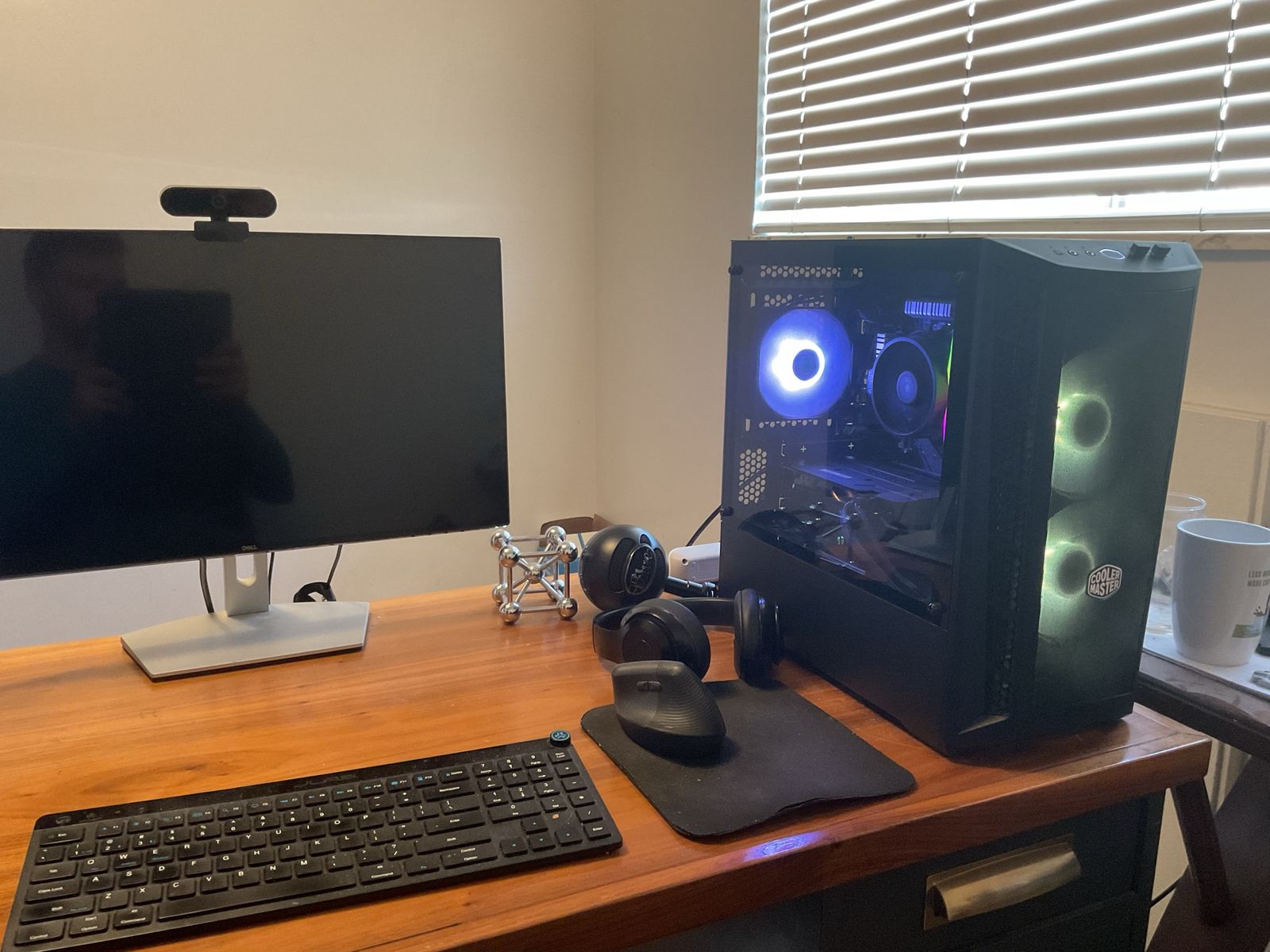 Gaming PC with 2 HD monitors, Keyboard and Mouse