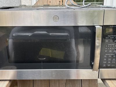 GE Adora - Microwave