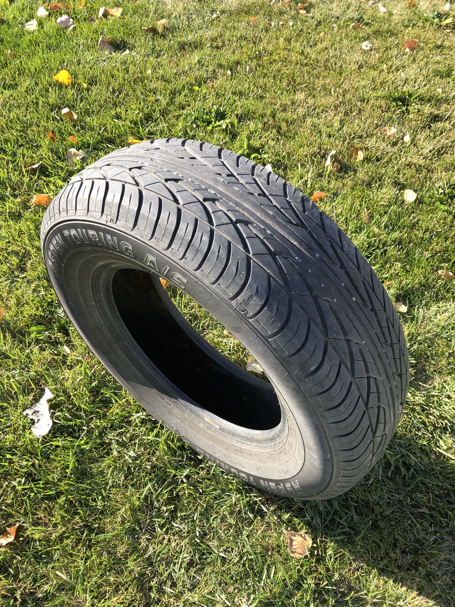 215/75R15 Aspen Touring Tire