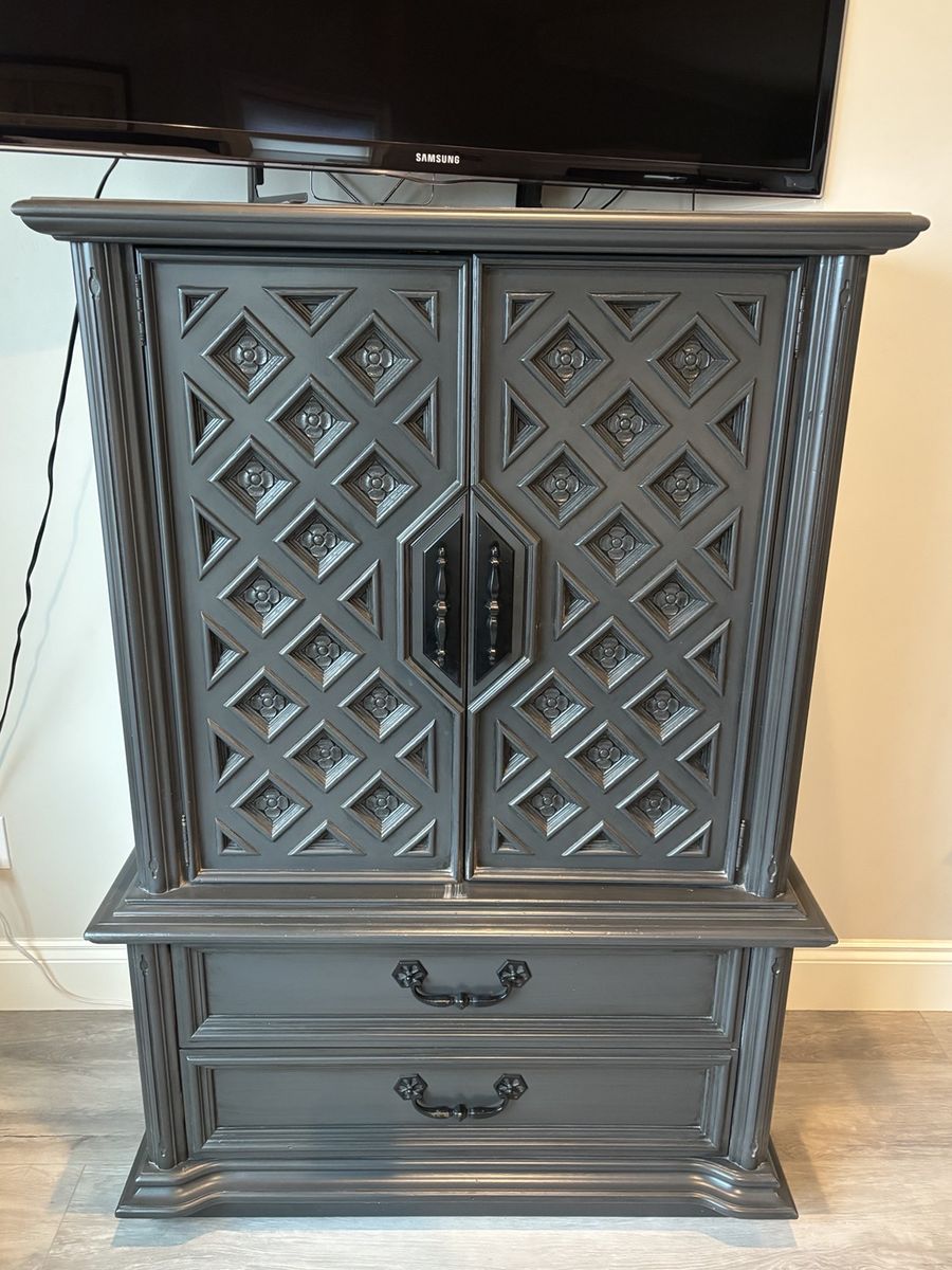 Vintage dresser armoire nightstands set