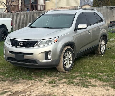 2014 KIA SORENTO LX
