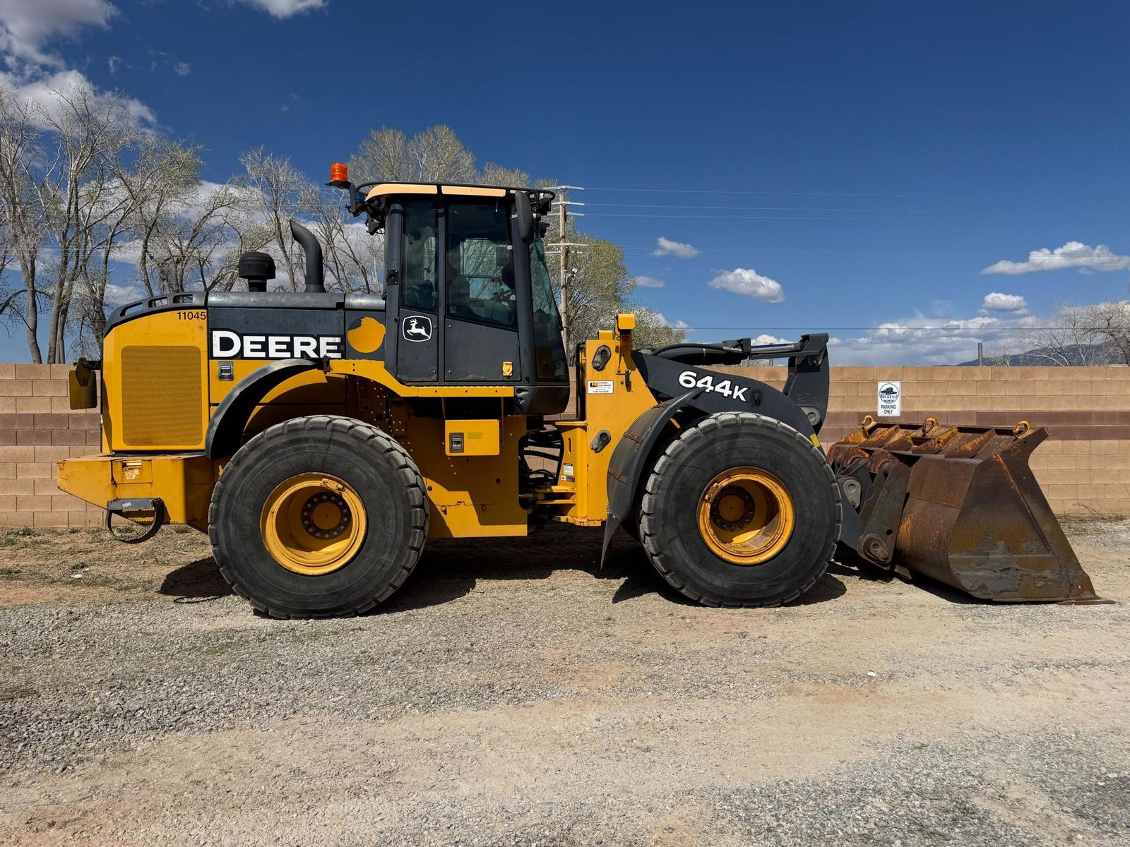 2011 John Deere 644K Wheel Loader
