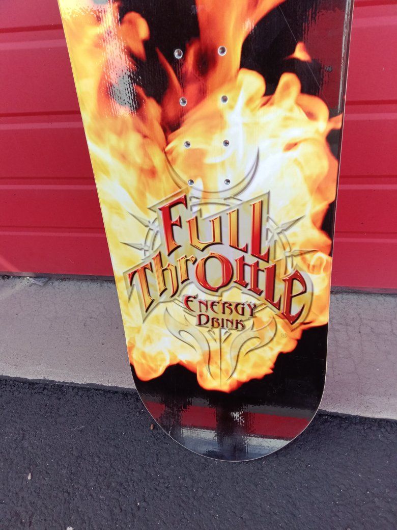 New Full Throttle Snowboard Way Cool Graphics!