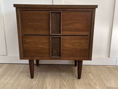 Vintage Mid Century Sidetable Nightstand