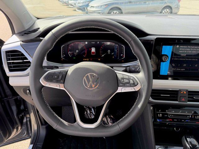 Main image 3