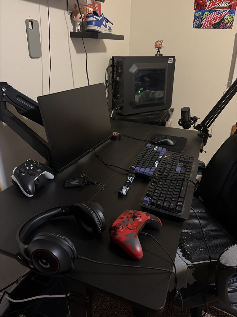 Full gaming setup deck pc xbox