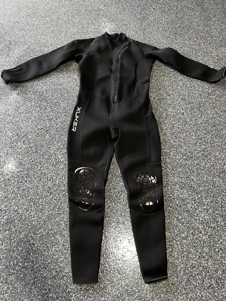 Xuker 2mm Womens Wetsuit- Size XL