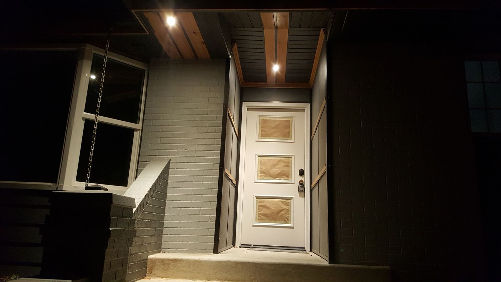 Main image 12