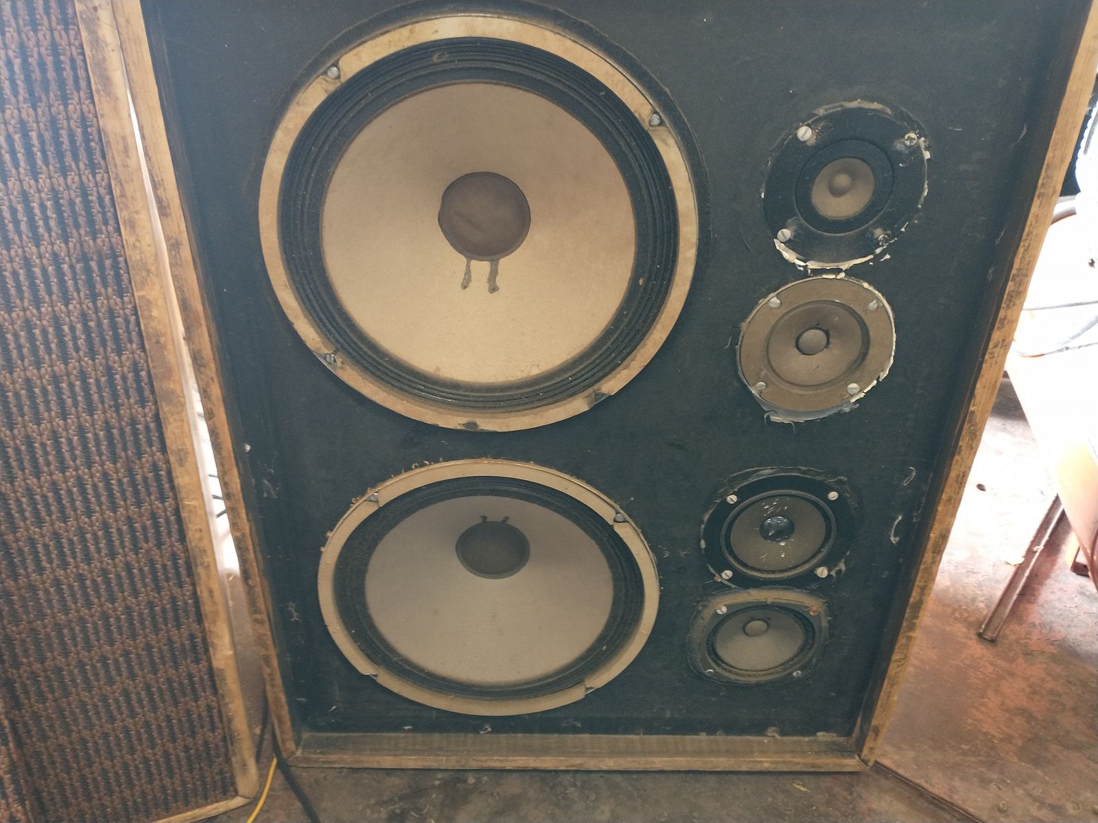 Speakers with Built In Amplification