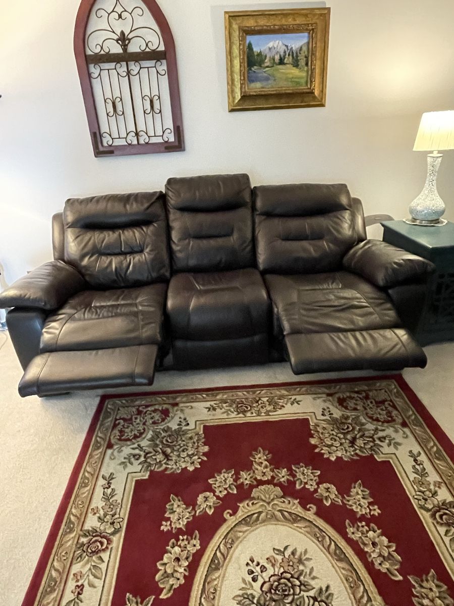Comfy Leather 3-Seat Reclining Couch