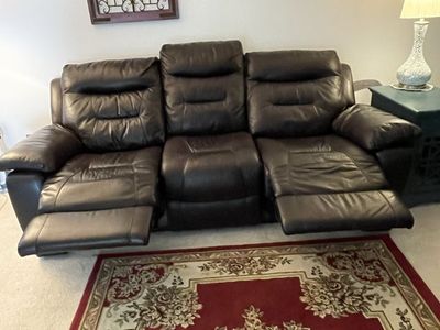 Comfy Leather 3-Seat Reclining Couch