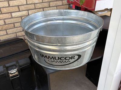 Large Galvanized Metal Tub - Multi-purpose Storage/Planter