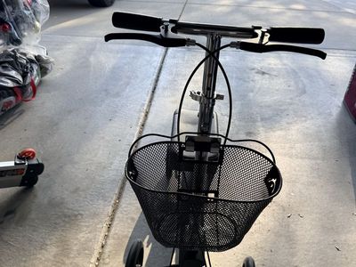 Knee Scooter