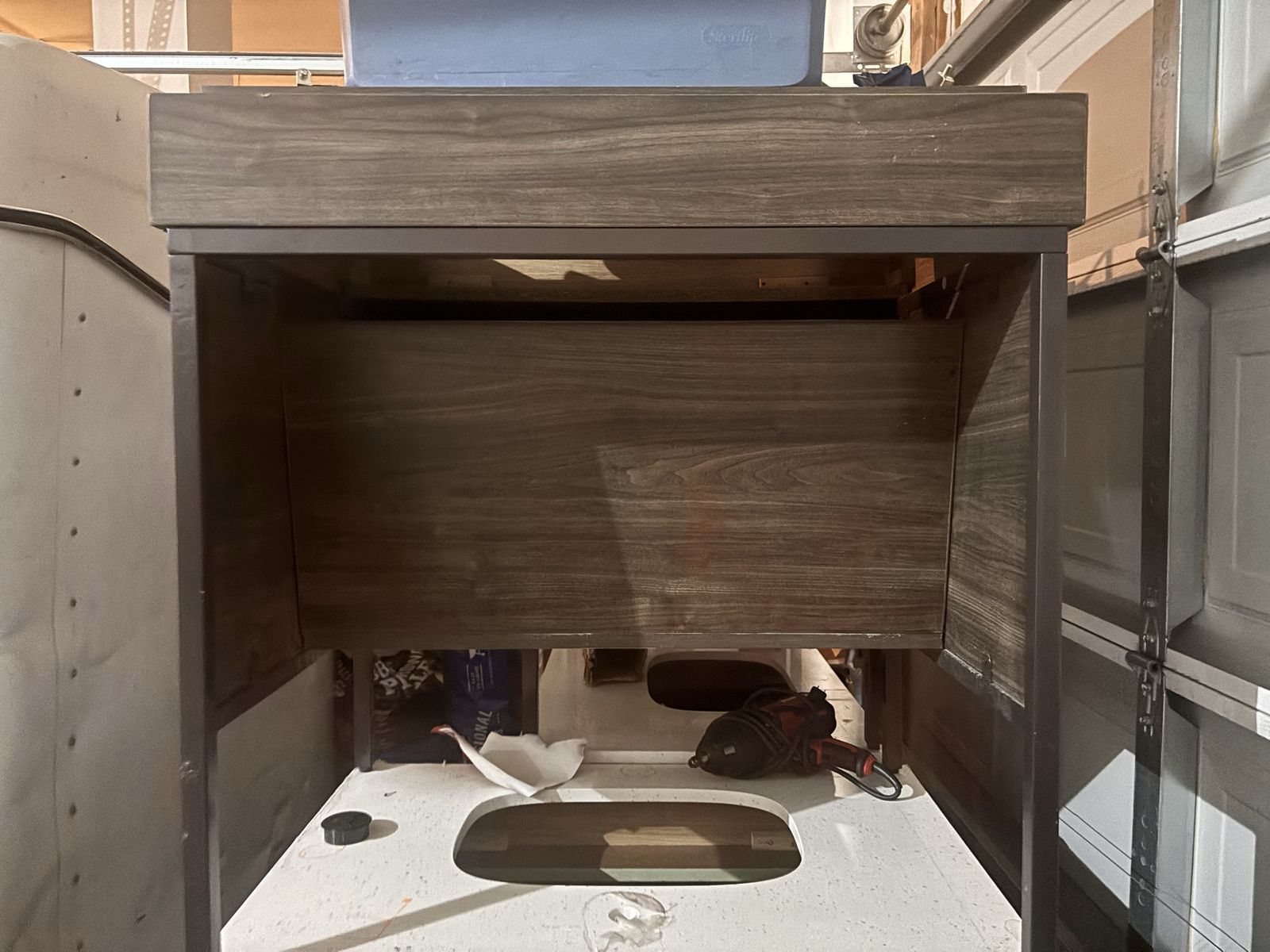 Main image 4