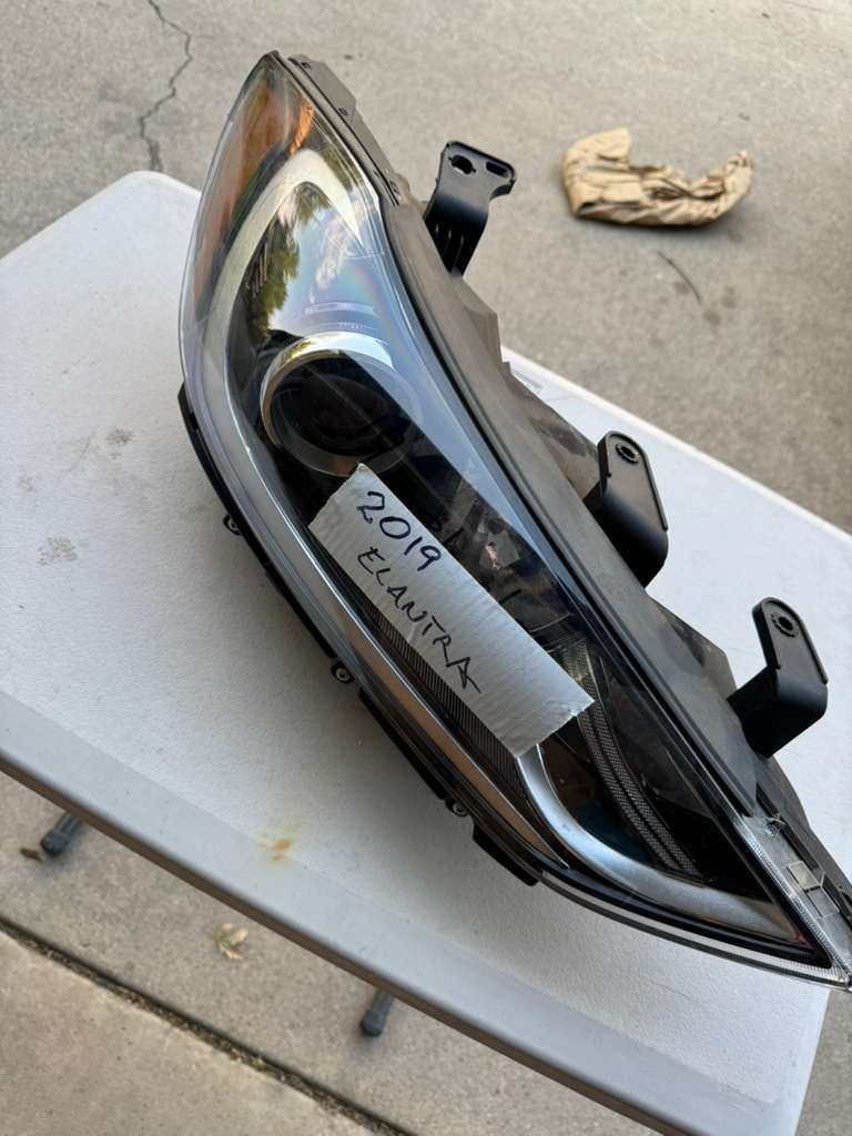 OEM 2019-2020 Hyundai Elantra Headlight (Driver Side)