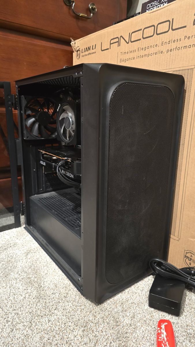 Custom Gaming Tower, AMD Processor and GPU