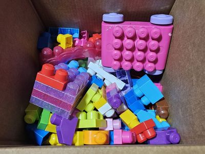 Mega blocks