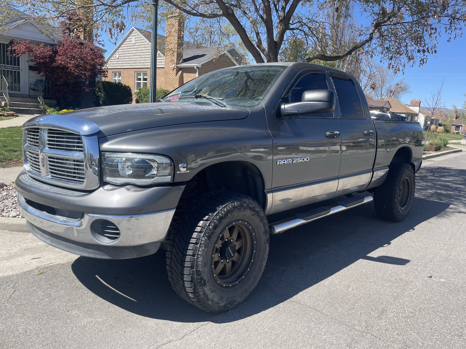 2004 Dodge Ram 2500 SLT