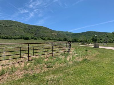 Continuous Fence 1-1/4"x48"x4 Rail