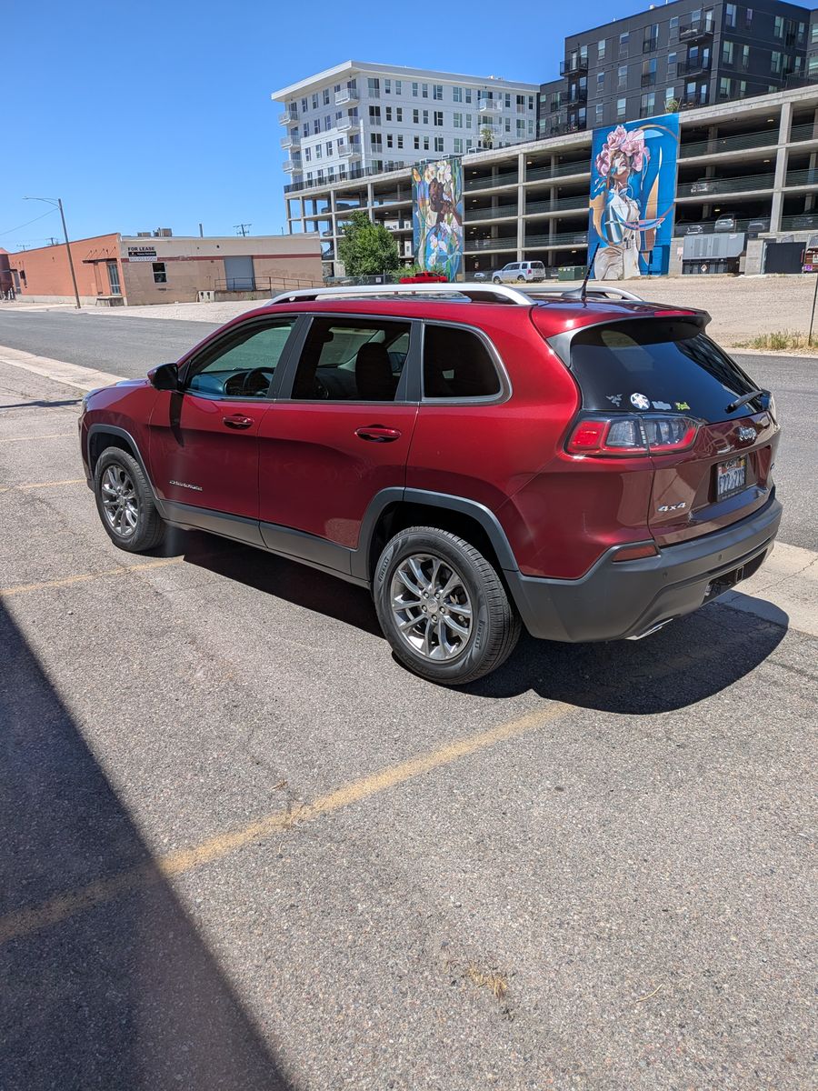 2019 Jeep Cherokee Latitude Plus