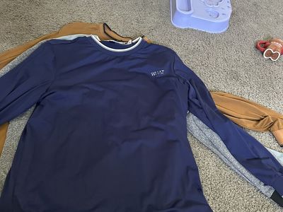 Long sleeve shirts, matching outfits, hoodies and jeans