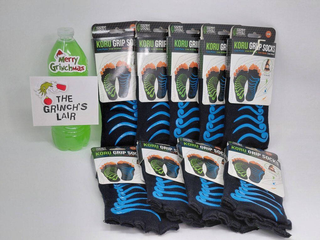 New Yoga Koru Grip Socks S/M