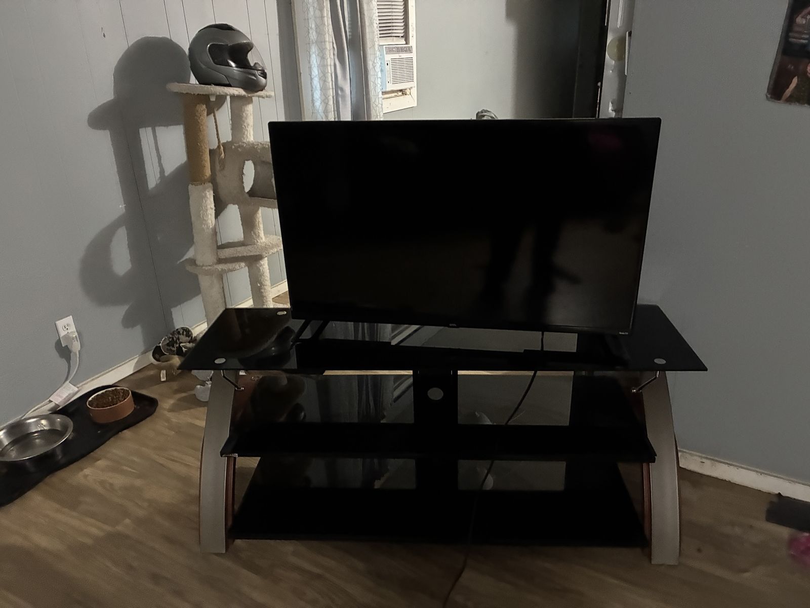 tv and tv stand 