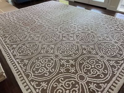Premium 100% Wool Safavieh Area Rug – Huge 11' x 15'!