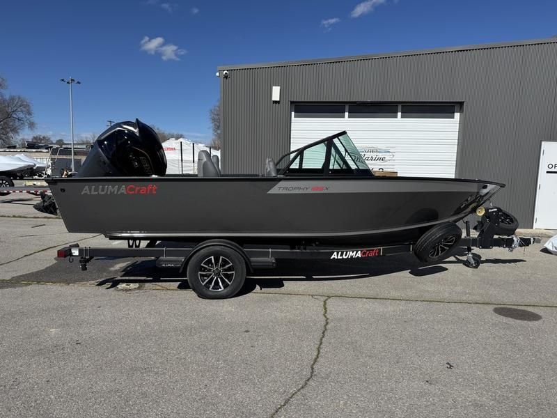 2025 Alumacraft Trophy 185X Sport