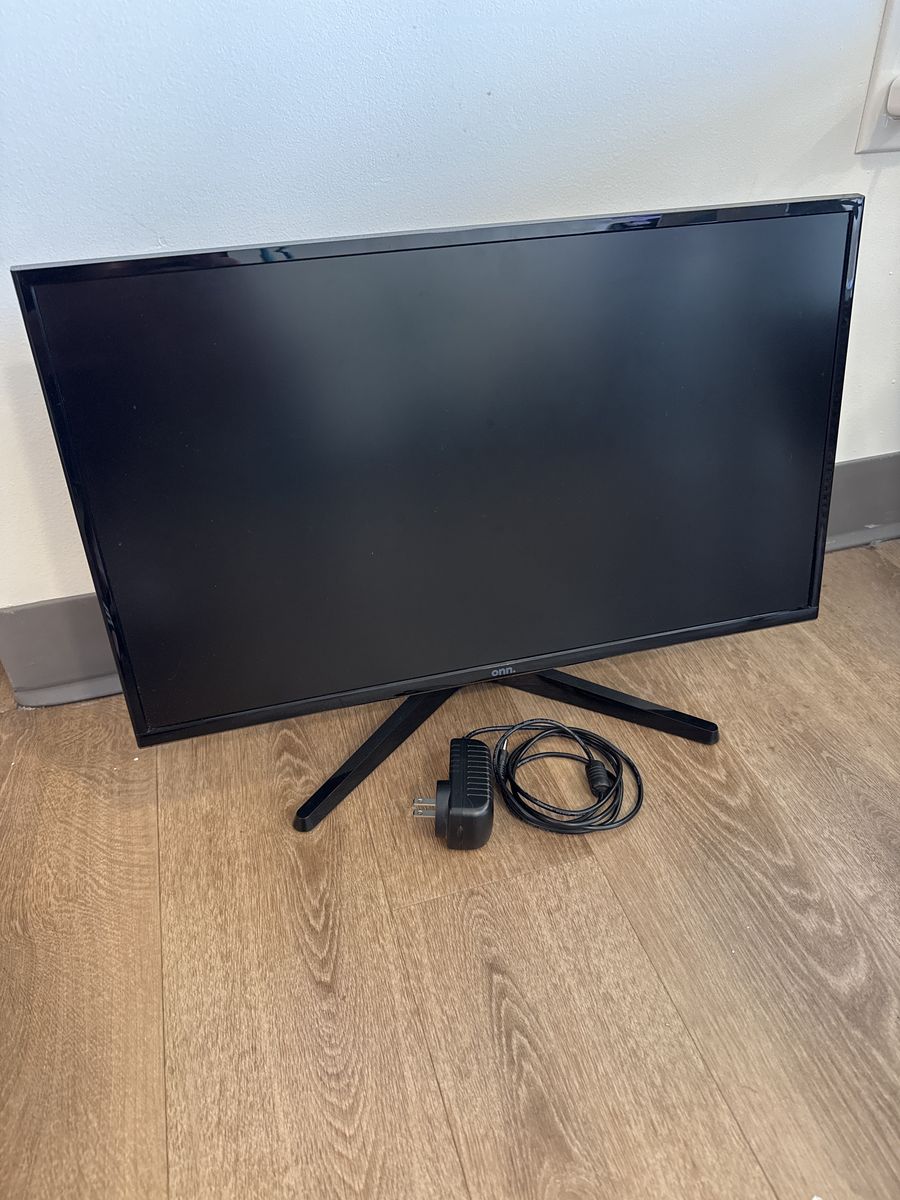 32" HD Monitor (Perfect Condition)