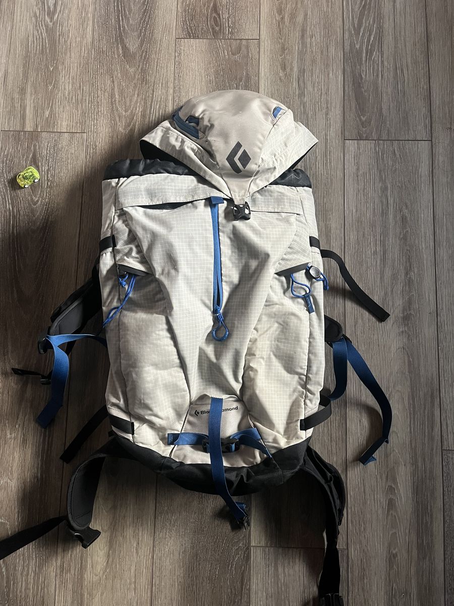 Black Diamond Alias Backpack