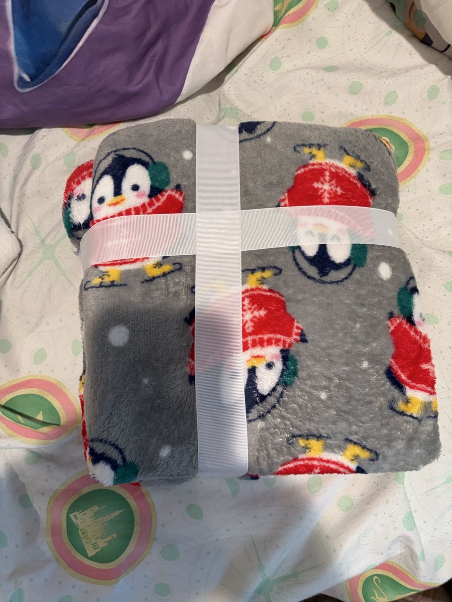 Winter penguin Christmas soft blanket
