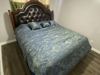 King Size Bed Set with Tufted Headboard, Mattress, Box Spring & Bedding - Complete Bedroom Furniture