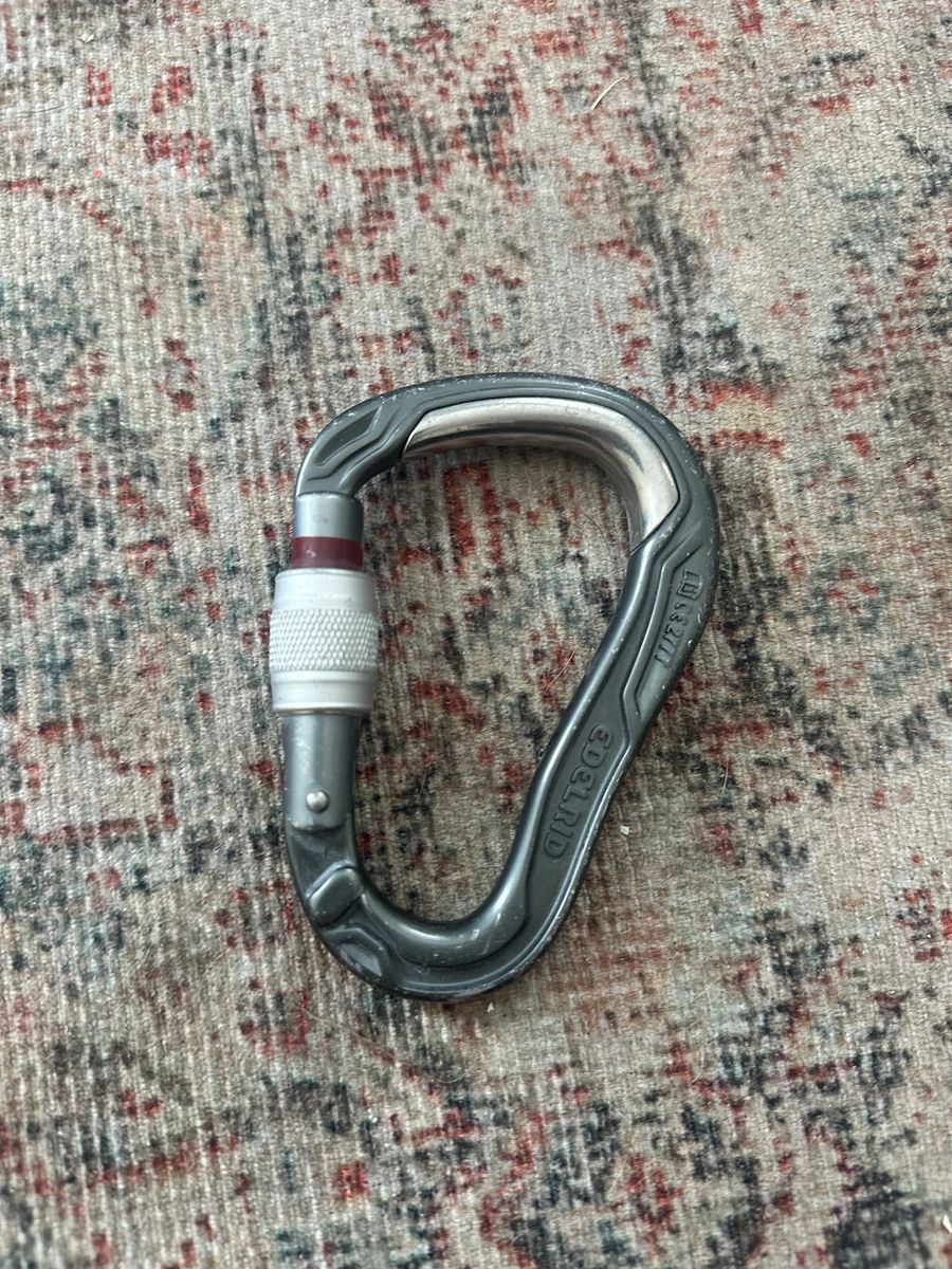 Main image 5