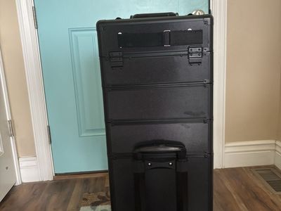 Cosmetology Rolling Case/Makeup Trolley