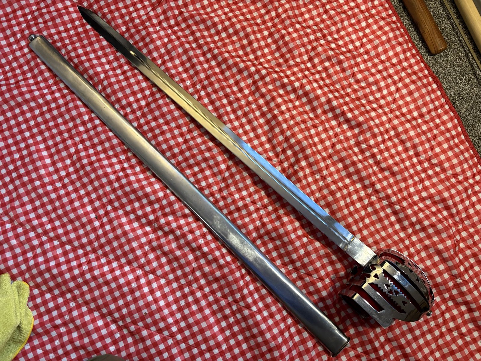 Scottish Basket Hilt Broadsword with Scabbard - Full Tang Replica Sword