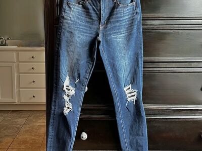 American Eagle 360 Next Level Stretch Hi-Rise Jegging Size 6 LONG- Like New