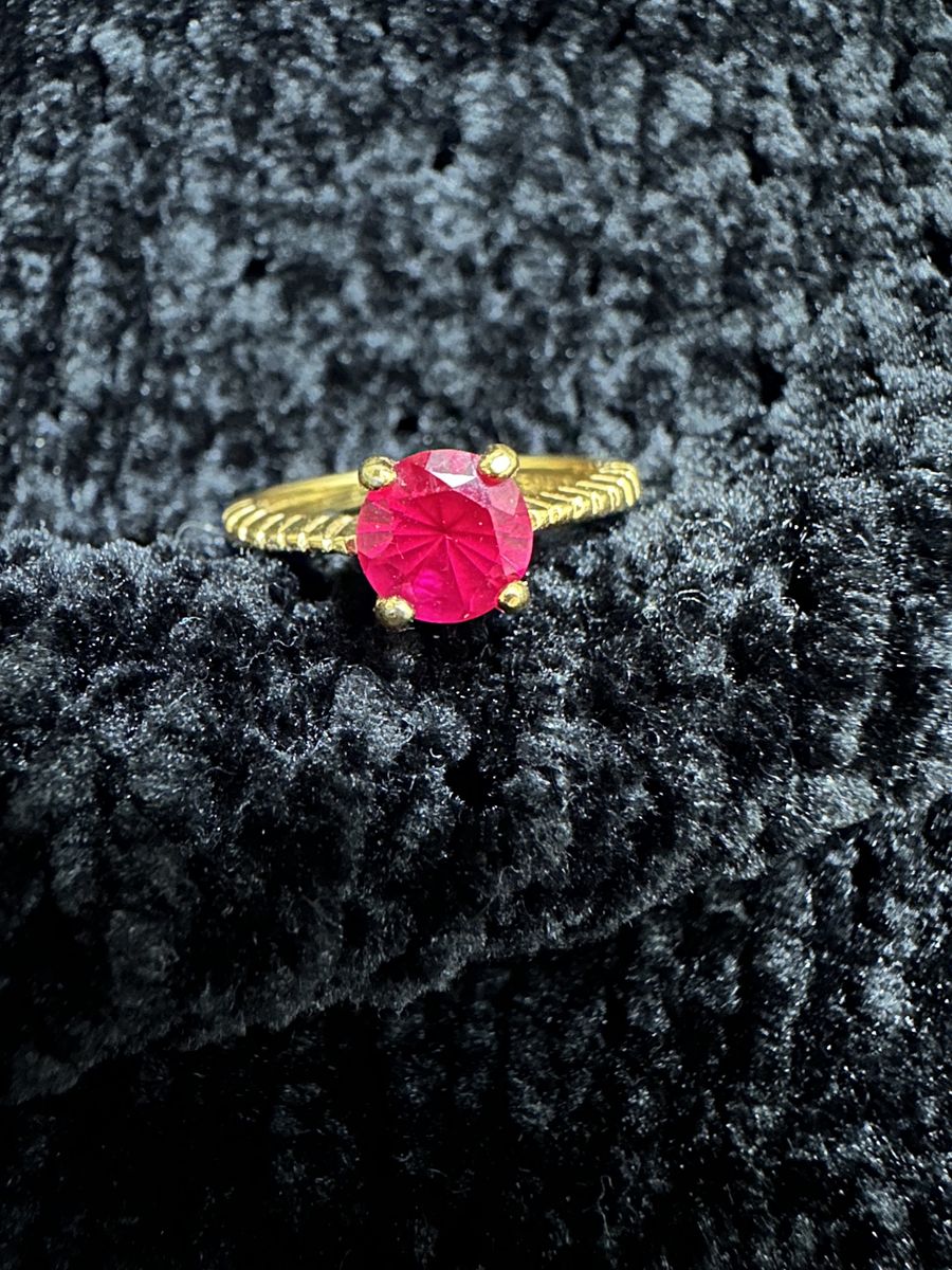 Antique Red Stone 14k HGE Ring - Rope Detail Band, Fashion Jewelry