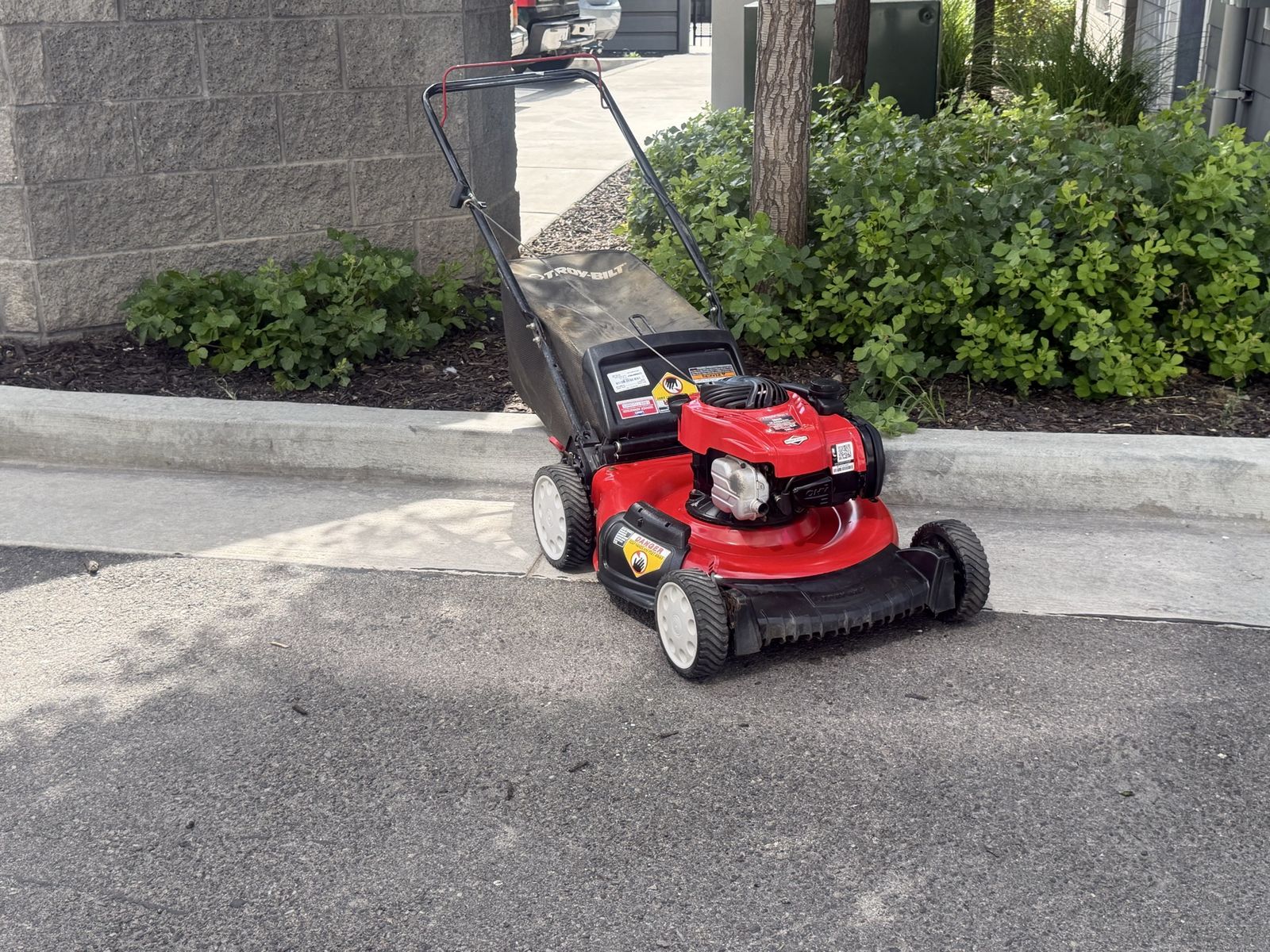 Troy-Bilt Push Lawn Mower