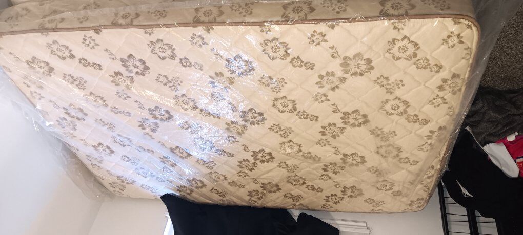 *new* full size mattress