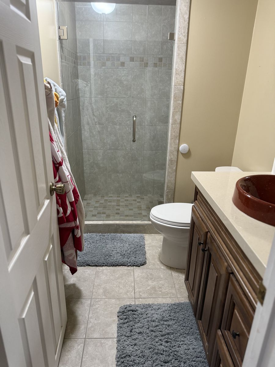Main image 18